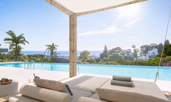 Medium property photo - Carretera de Lomas de Marbella 22, Marbella